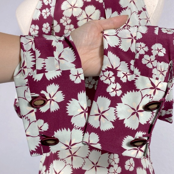 Alexis Paloma Silk Tie Neck Cold Shoulder Blouse Floral size medium - Picture 10 of 16